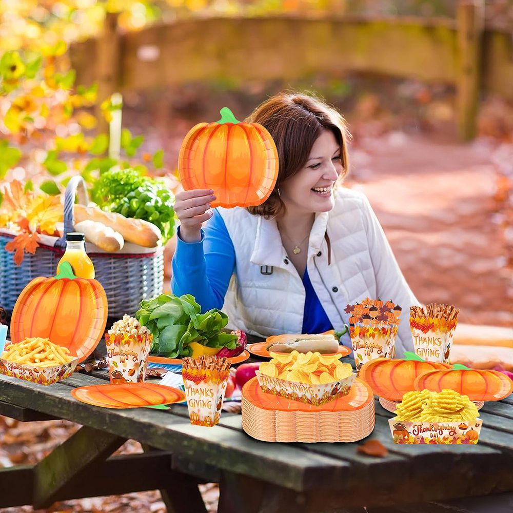 134 Pcs Thanksgiving Party Tableware Set