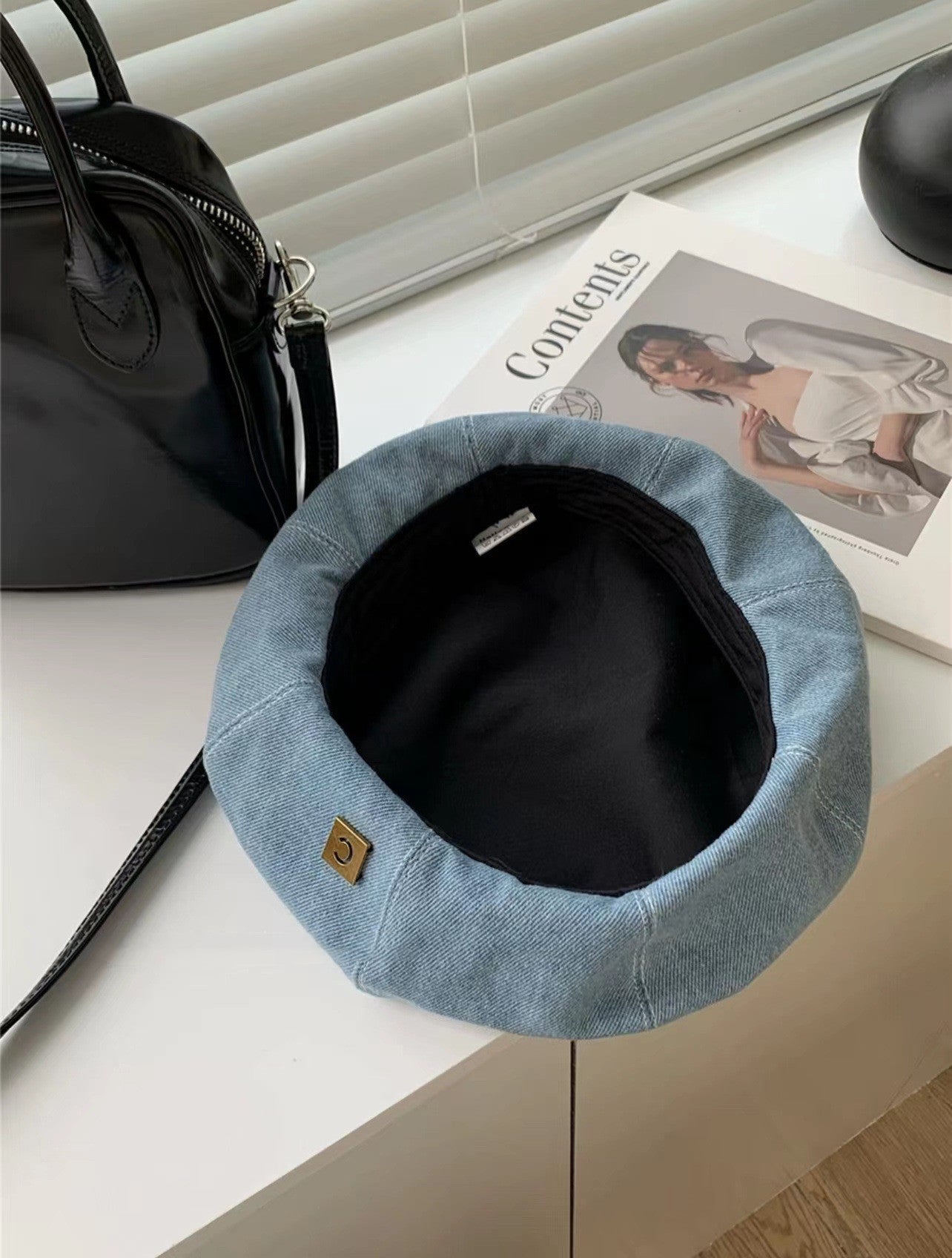 C-letter Versatile Beret
